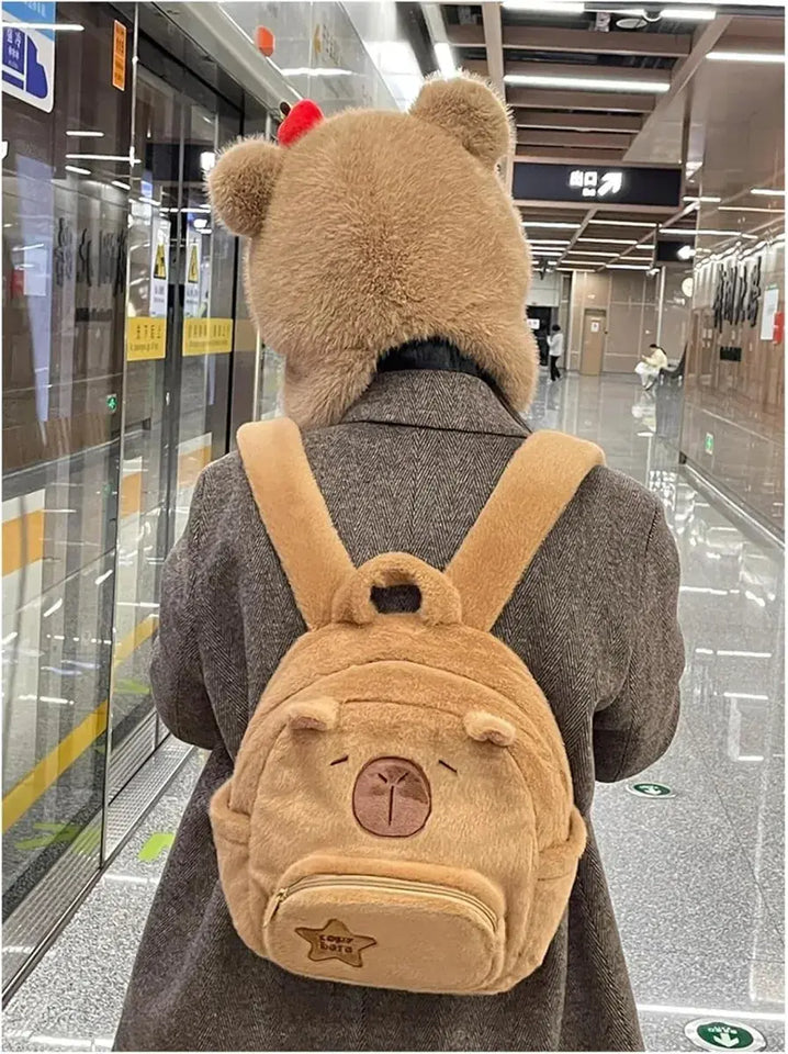 Mochila Capibara Afelpada Kawaii