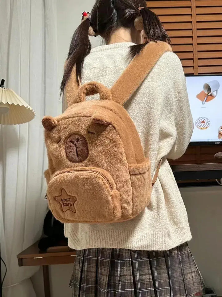Mochila Capibara Afelpada Kawaii